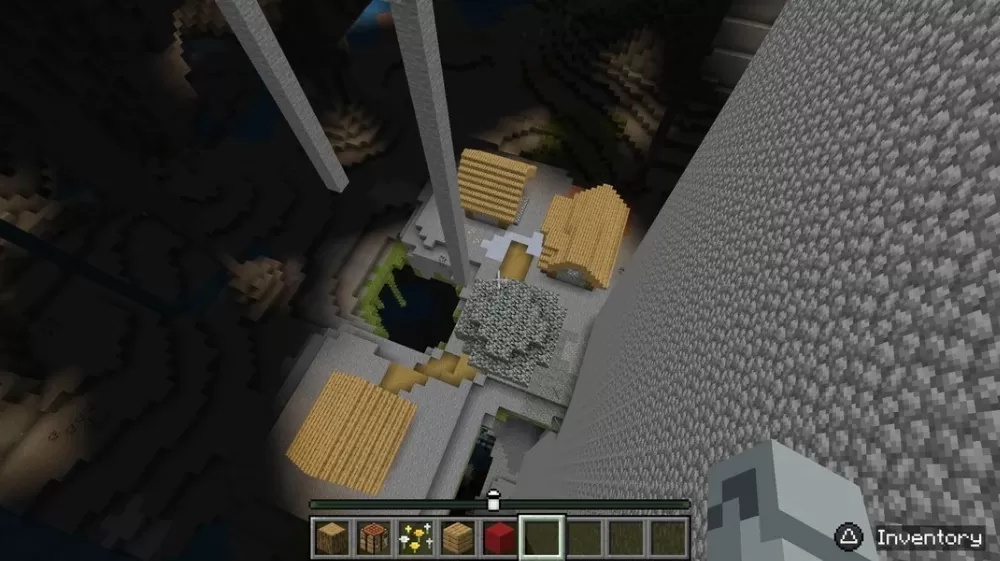 Rare Bedrock Seed: 5 Major Structures at Spawn